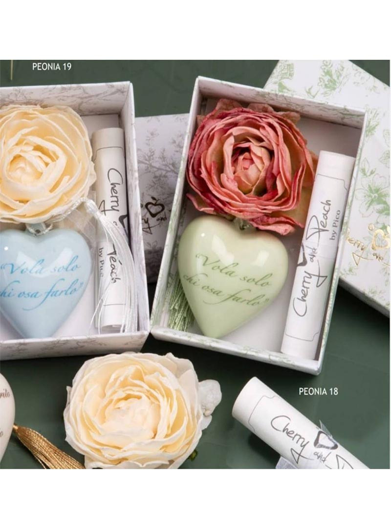 Peonia con Cuore in Capodimonte